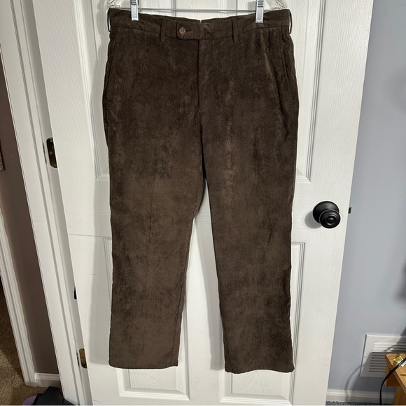 Peter Millar size 33 Nanoluxe‎ fine wale cords, brown, stretch, flat front - Picture 1 of 11